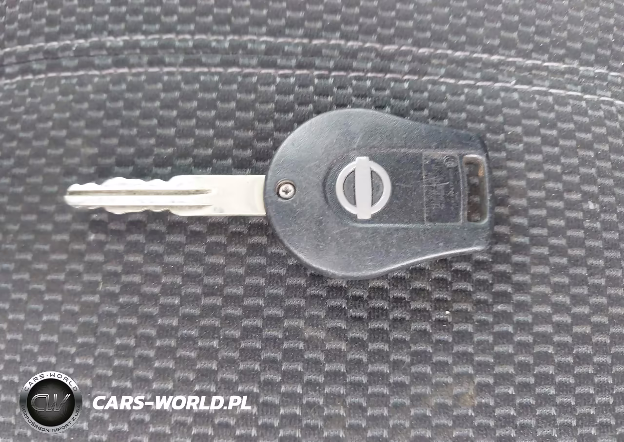 2015 Nissan Sentra S VIN:3N1AB7AP9FY279193 - 11