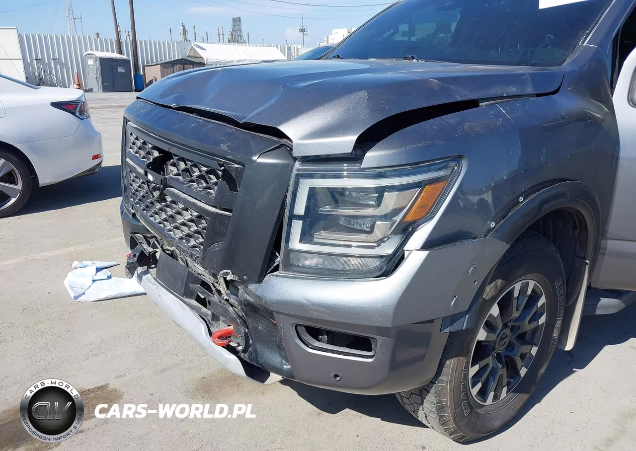 2021 Nissan Titan Pro-4X 4X4 VIN:1N6AA1ED1MN526145 - 20