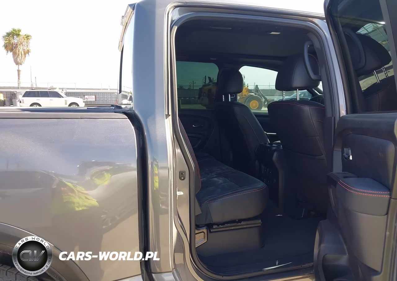 2021 Nissan Titan Pro-4X 4X4 VIN:1N6AA1ED1MN526145 - 8