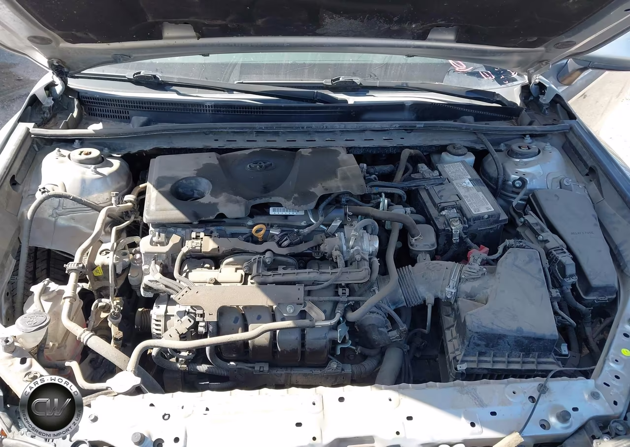 2022 Toyota Camry Le VIN:4T1C11AK2NU697537 - 10