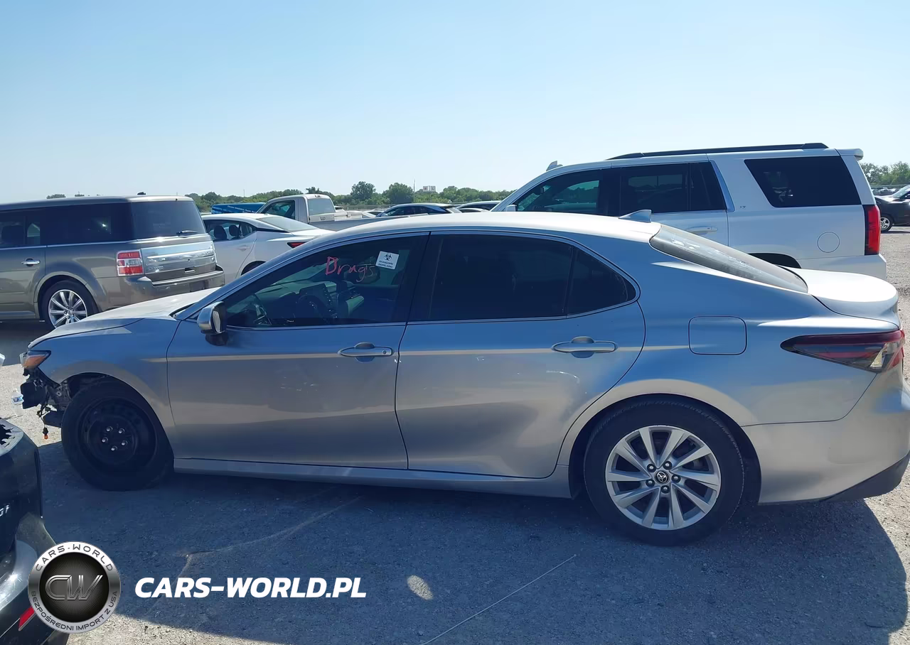 2022 Toyota Camry Le VIN:4T1C11AK2NU697537 - 14