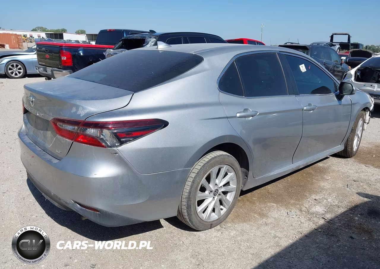 2022 Toyota Camry Le VIN:4T1C11AK2NU697537 - 4