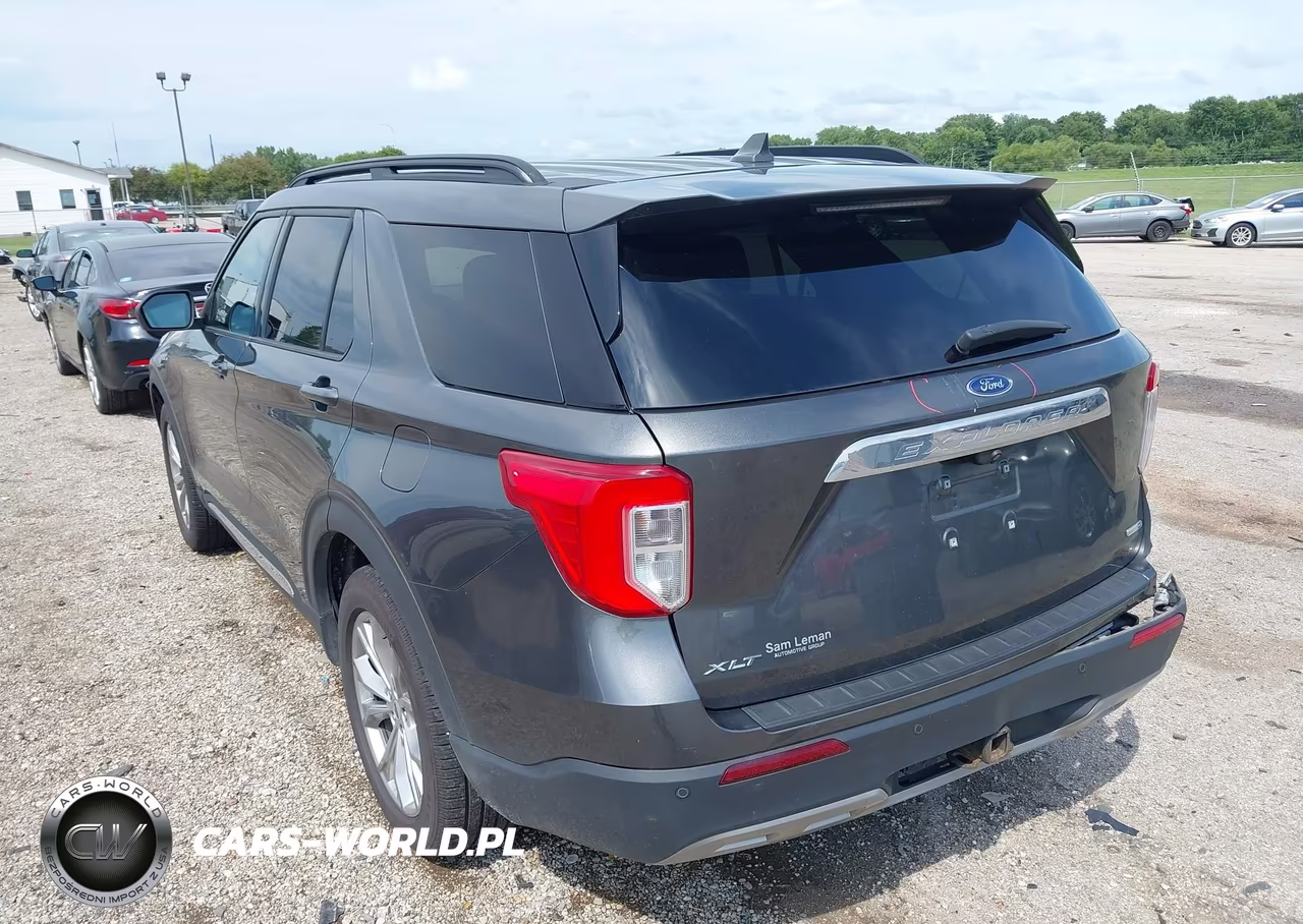 2020 Ford Explorer Xlt VIN:1FMSK8DH6LGB80898 - 3