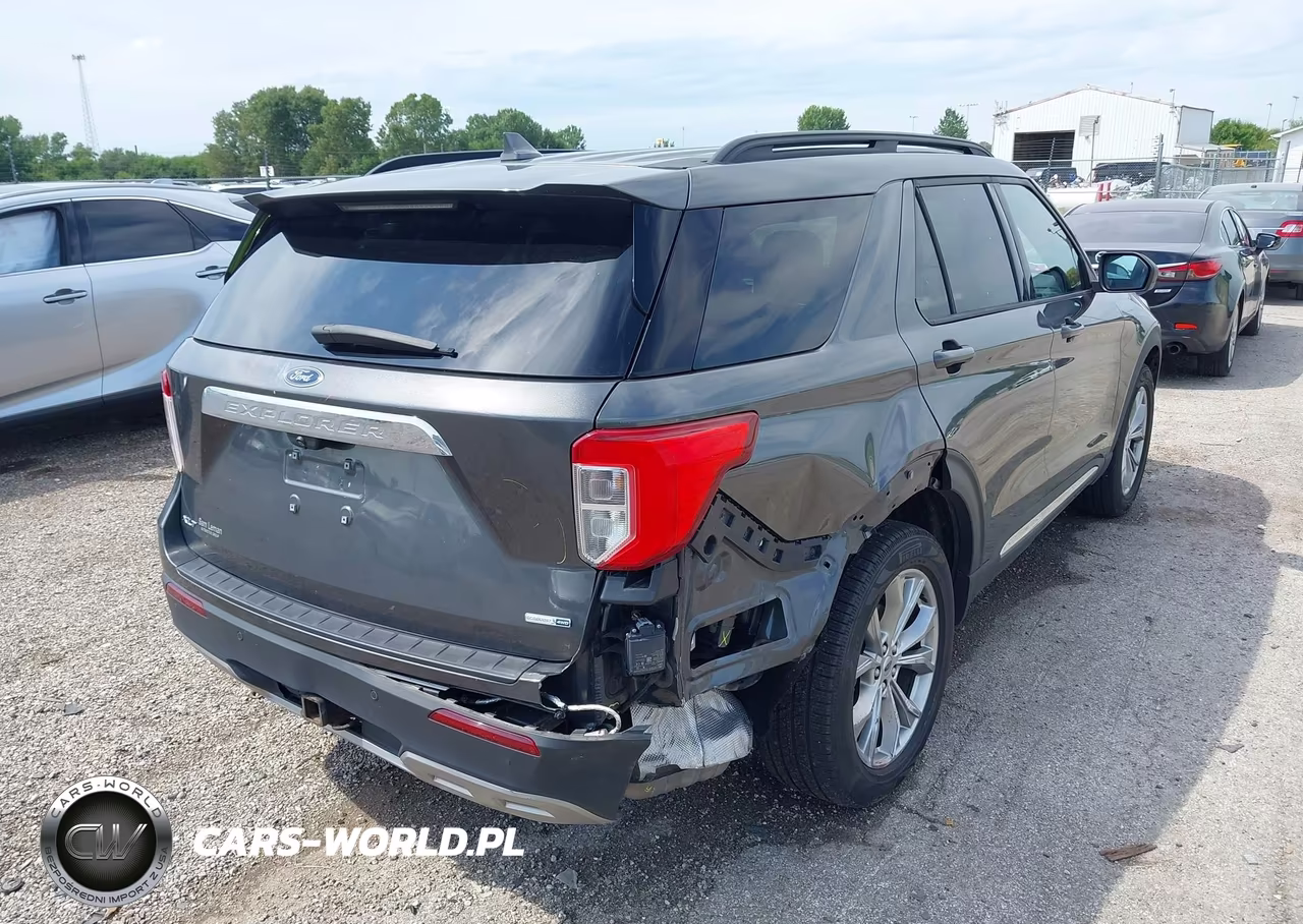 2020 Ford Explorer Xlt VIN:1FMSK8DH6LGB80898 - 4