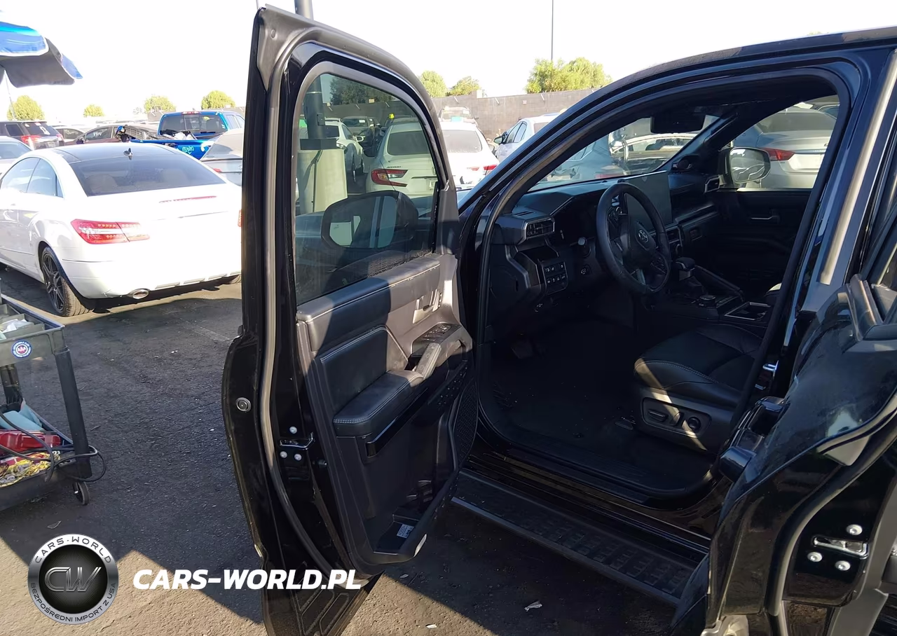 2026 Toyota 4Runner Limited VIN:JTEVA5BRXT5120645 - 5