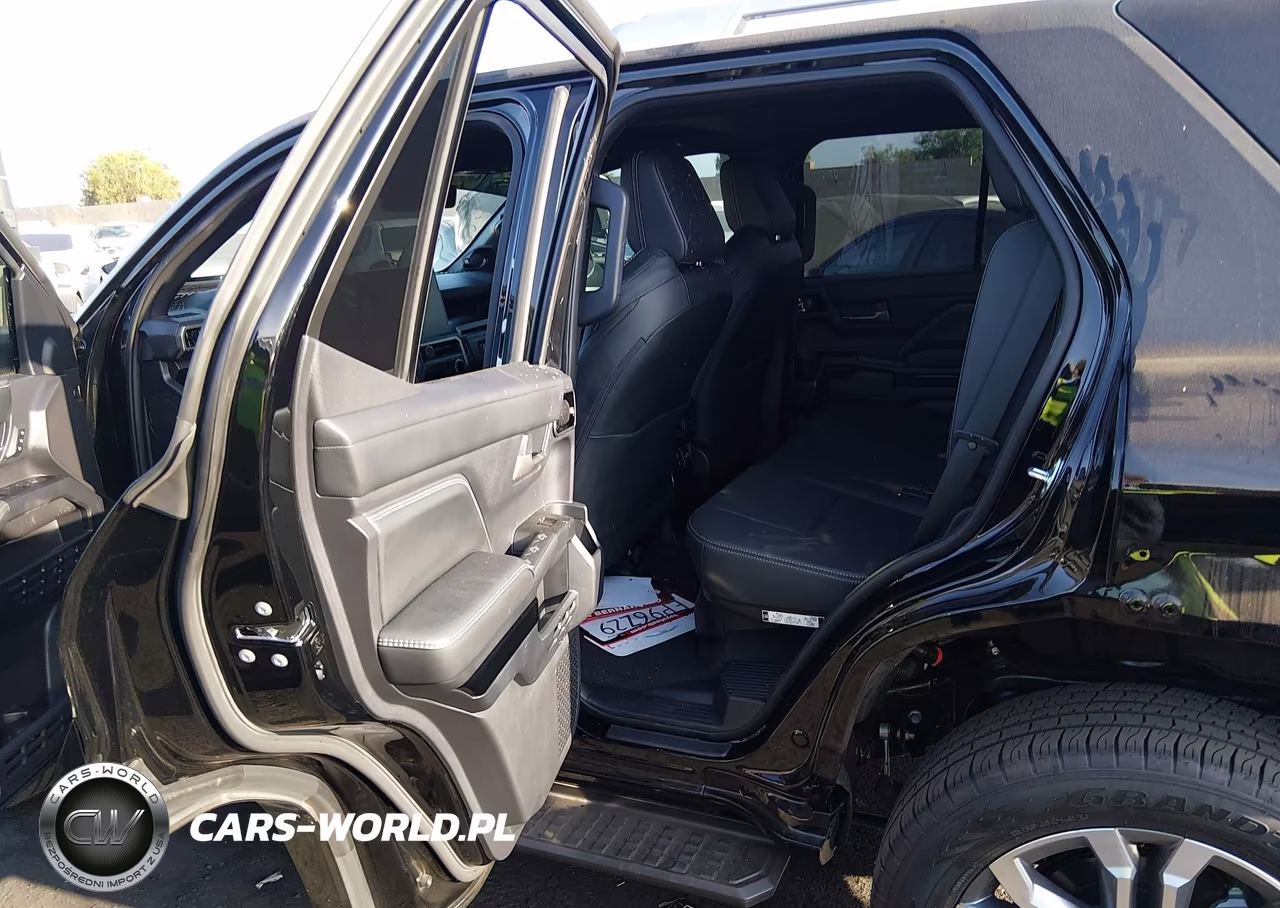 2026 Toyota 4Runner Limited VIN:JTEVA5BRXT5120645 - 8