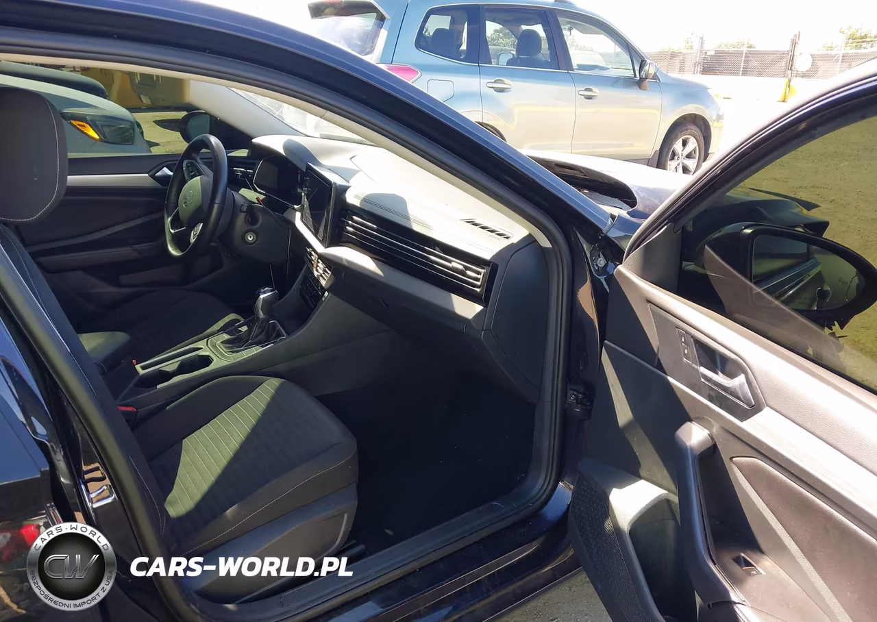 2025 Volkswagen Jetta 1.5T S VIN:3VW5X7BU8SM109118 - 5
