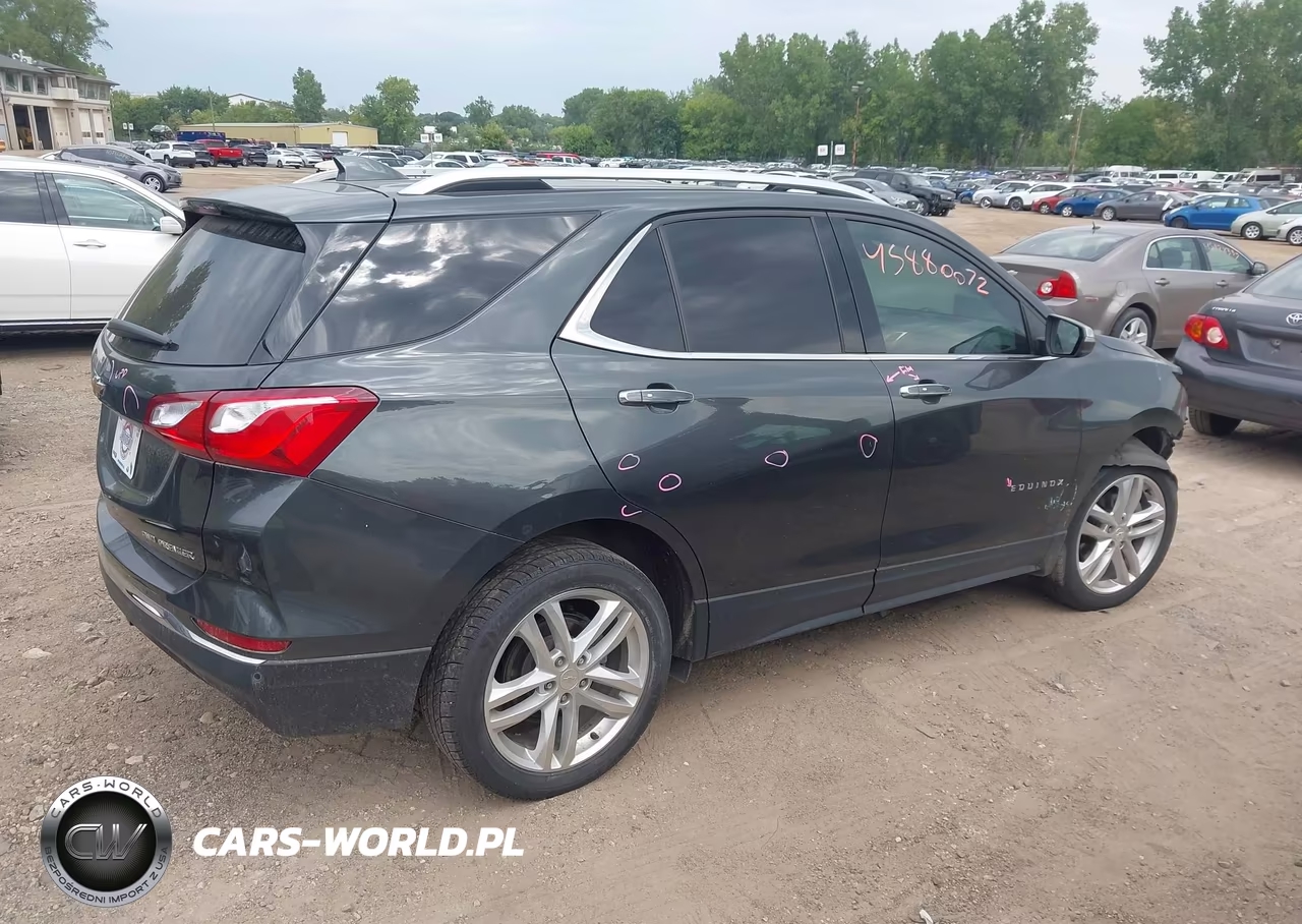 2019 Chevrolet Equinox Premier VIN:3GNAXYEX2KL126703 - 4