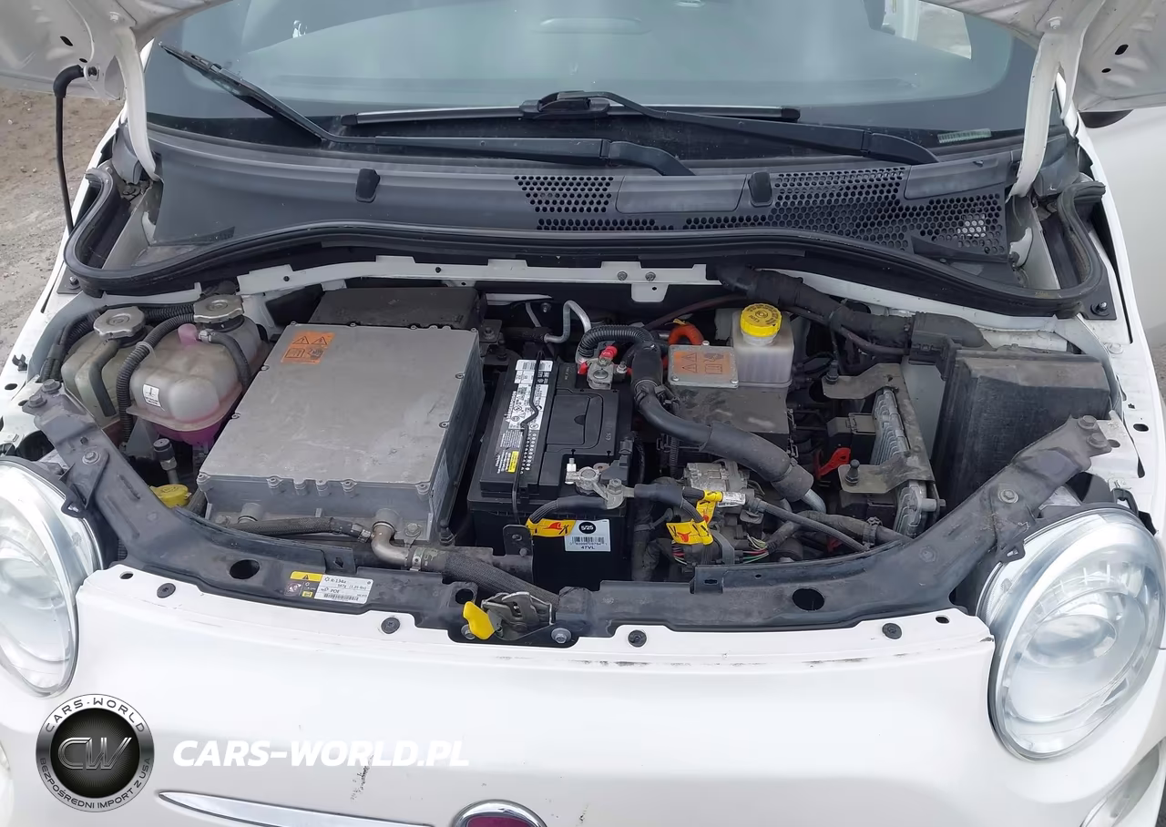 2015 Fiat 500E Battery Electric VIN:3C3CFFGE7FT709699 - 10