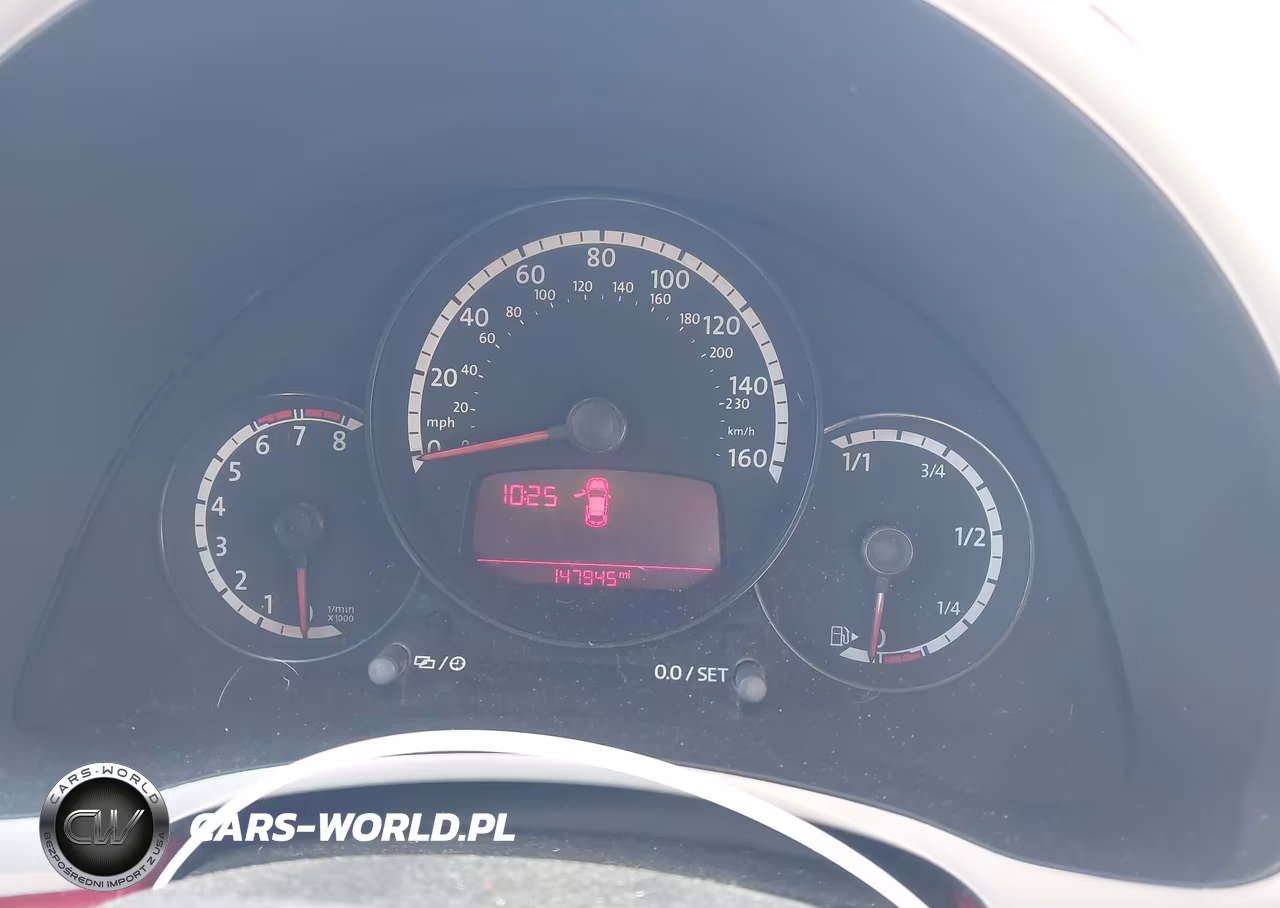 2013 Volkswagen Beetle VIN:3VWJX7AT1DM647119 - 7