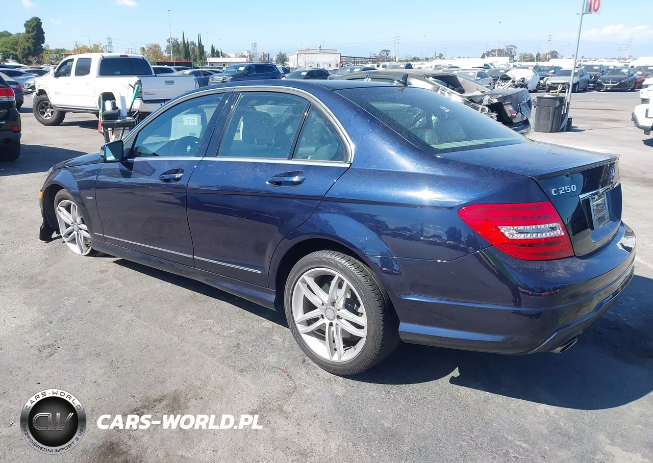 2012 Mercedes-Benz C 250 Luxury-Sport VIN:WDDGF4HB8CA625664 - 3