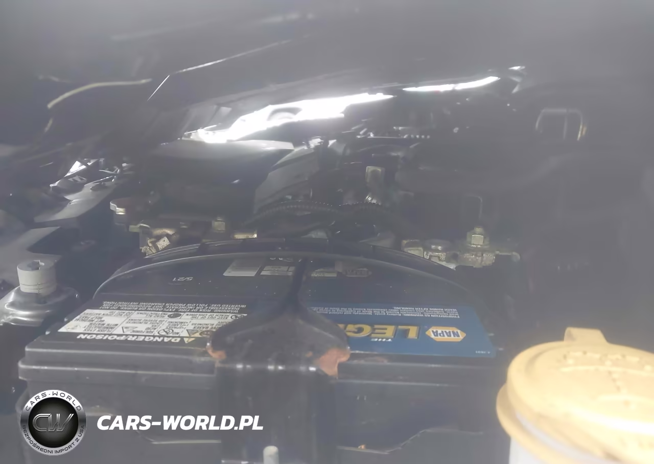 2018 Subaru Outback 2.5I Premium VIN:4S4BSACC2J3216930 - 10