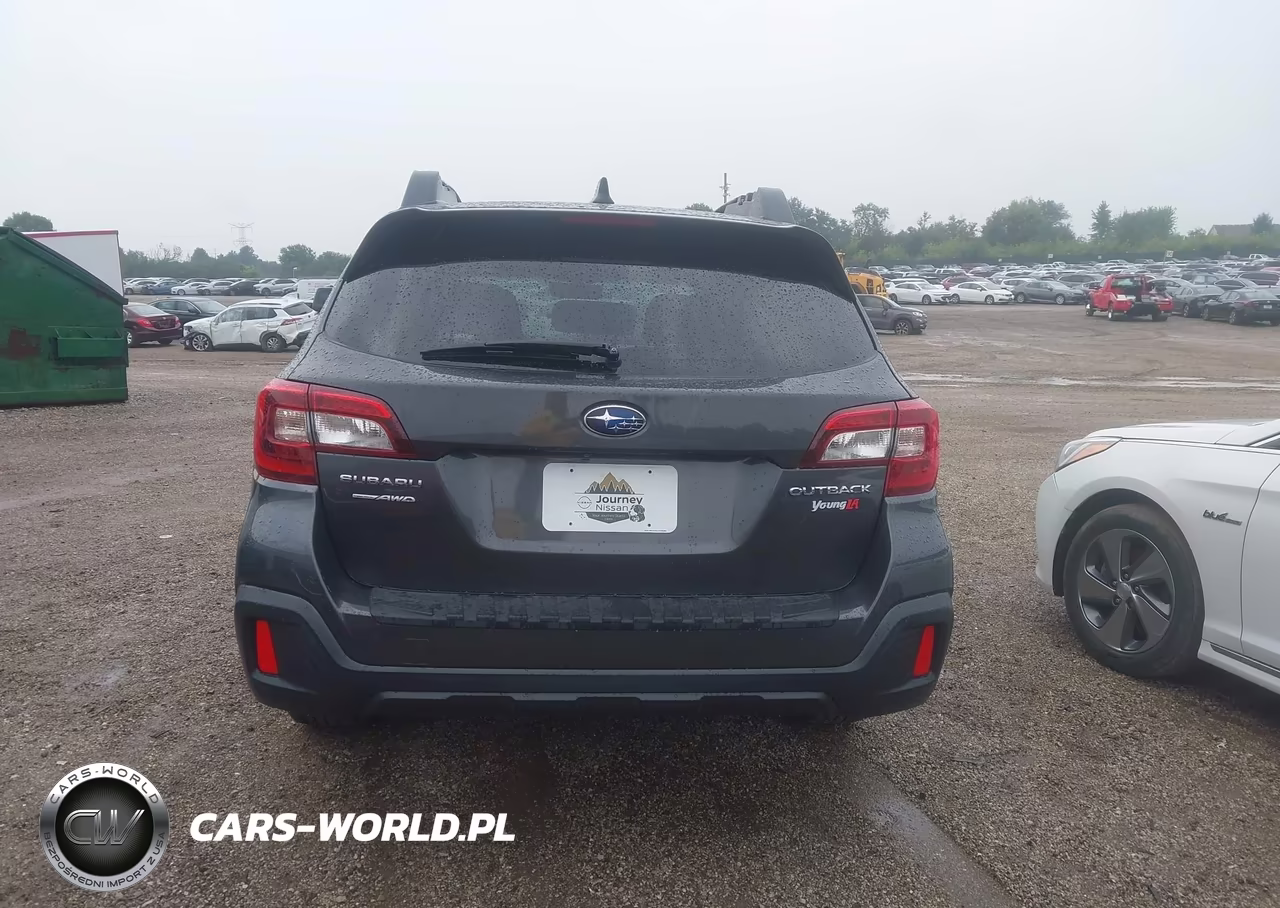 2018 Subaru Outback 2.5I Premium VIN:4S4BSACC2J3216930 - 16