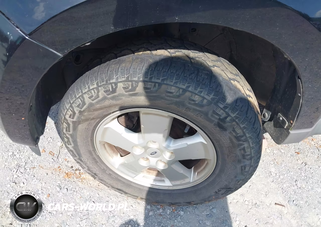 2010 Ford Escape Xlt VIN:1FMCU0D78AKC68109 - 12