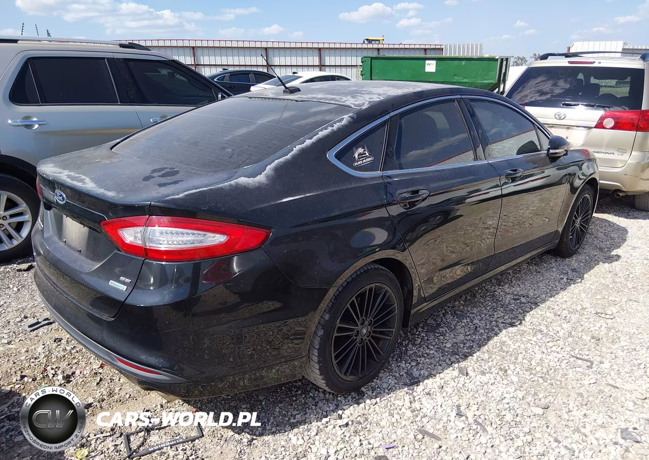 2014 Ford Fusion Se VIN:1FA6P0HD7E5374358 - 4
