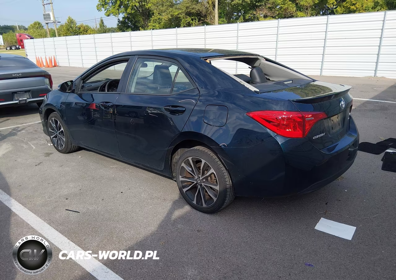 2017 Toyota Corolla Se VIN:2T1BURHE1HC787818 - 3