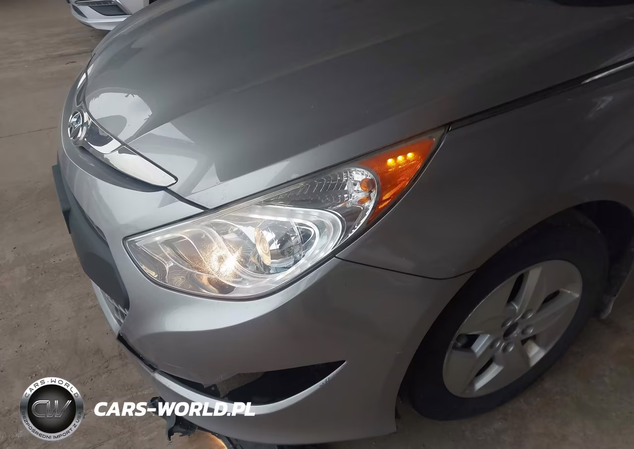 2012 Hyundai Sonata Hybrid VIN:KMHEC4A40CA041230 - 6