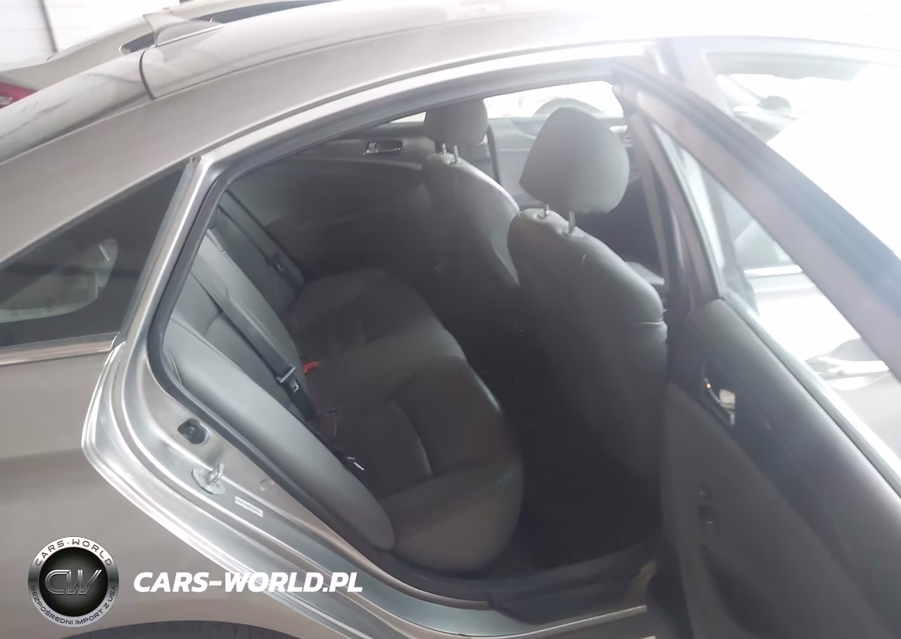 2012 Hyundai Sonata Hybrid VIN:KMHEC4A40CA041230 - 8