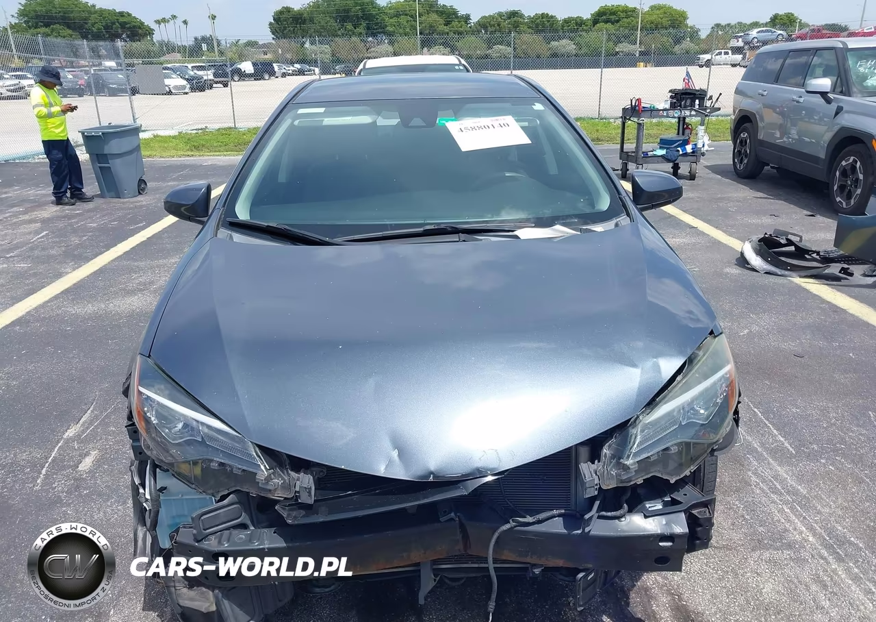 2018 Toyota Corolla L VIN:2T1BURHE4JC011303 - 13