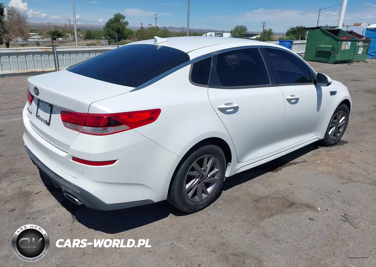 2020 Kia Optima Lx VIN:5XXGT4L36LG431139 - 4