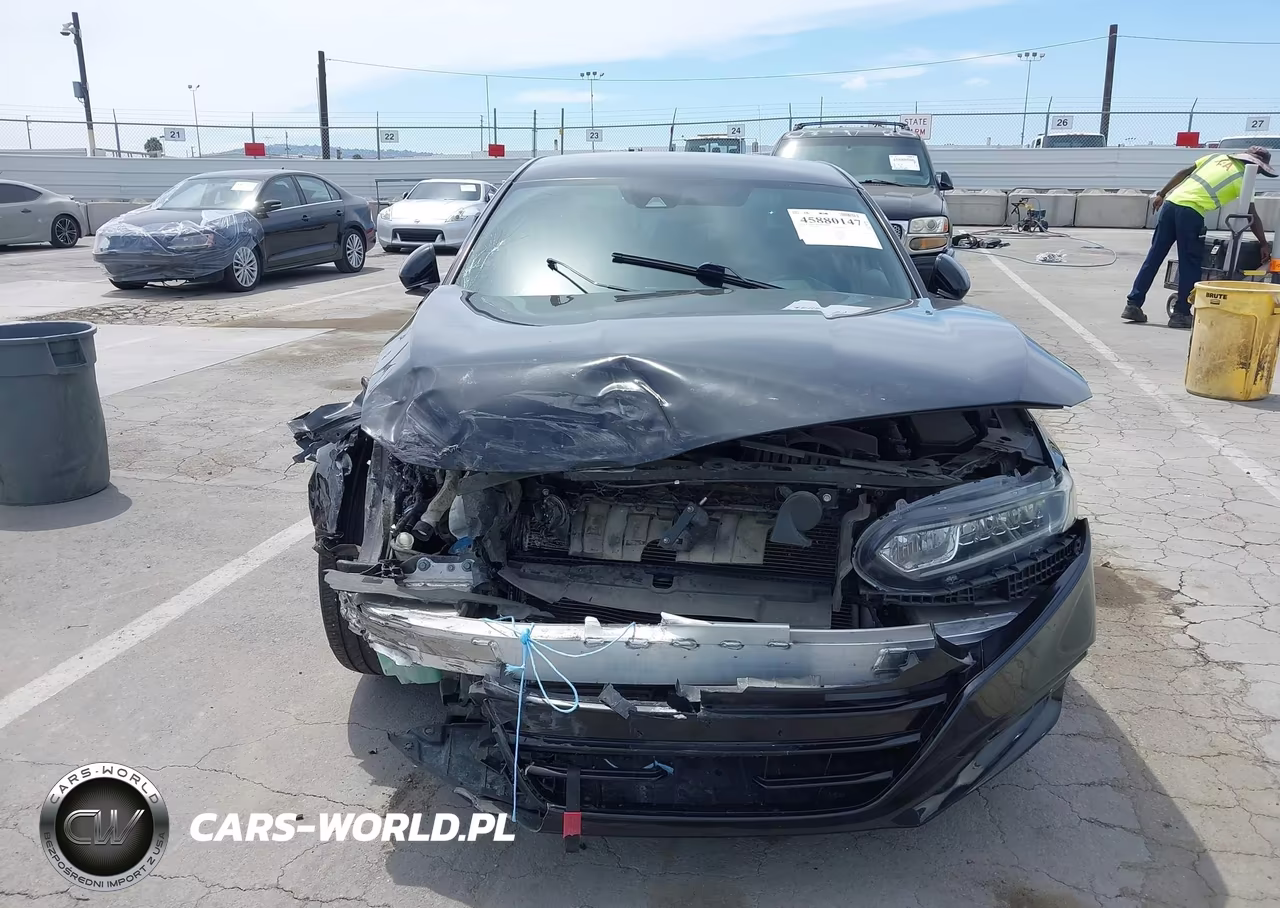 2019 Honda Accord Sport VIN:1HGCV1F35KA136788 - 18