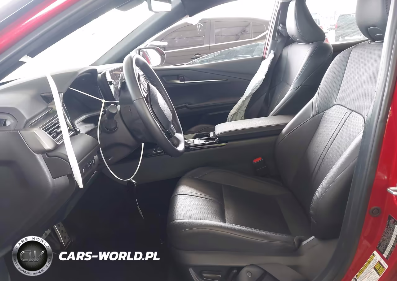 2025 Toyota Camry Xse VIN:4T1DAACK2SU103252 - 5