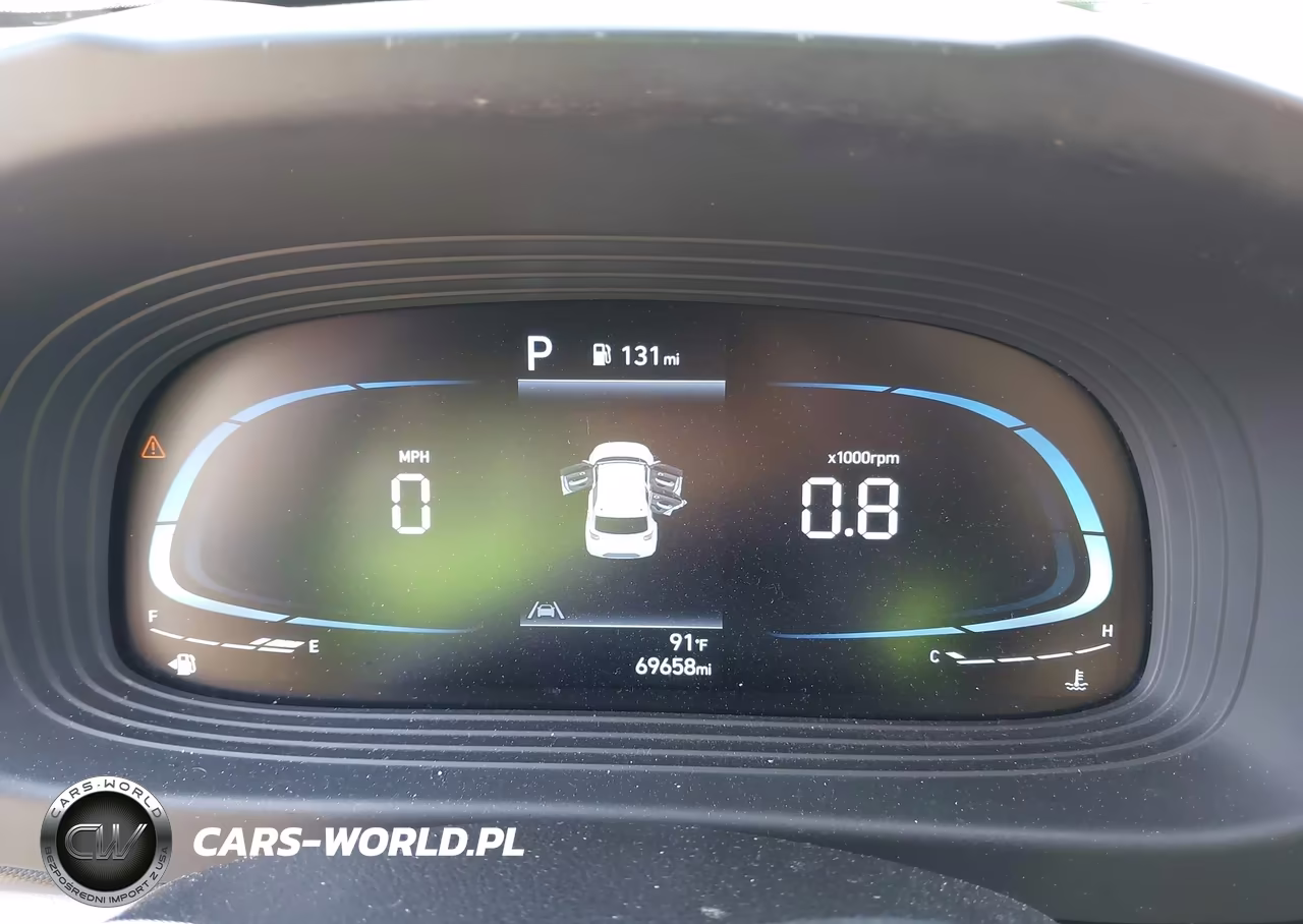 2023 Hyundai Venue Sel VIN:KMHRC8A38PU259307 - 7