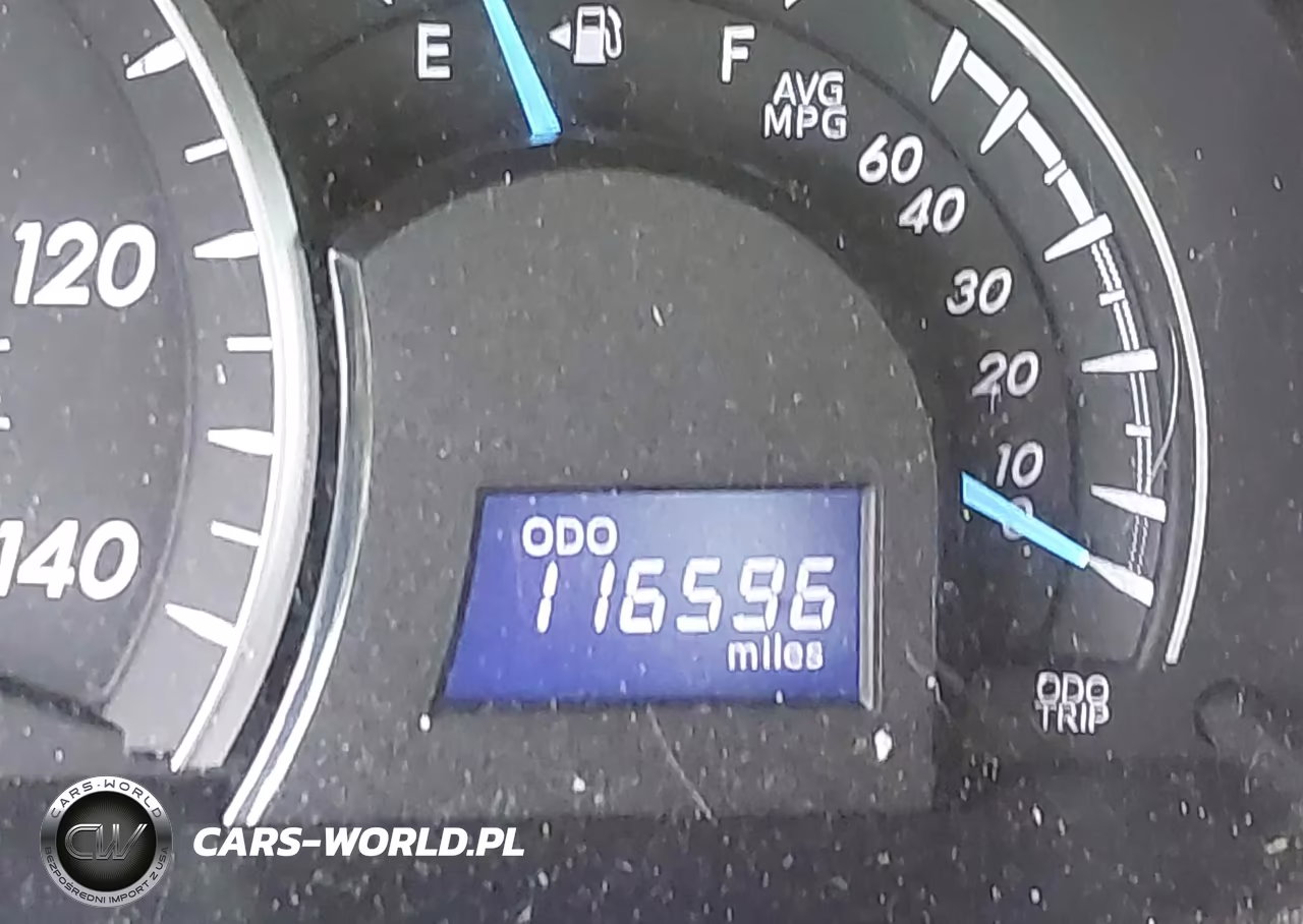 2014 Toyota Camry Le VIN:4T4BF1FKXER387552 - 16