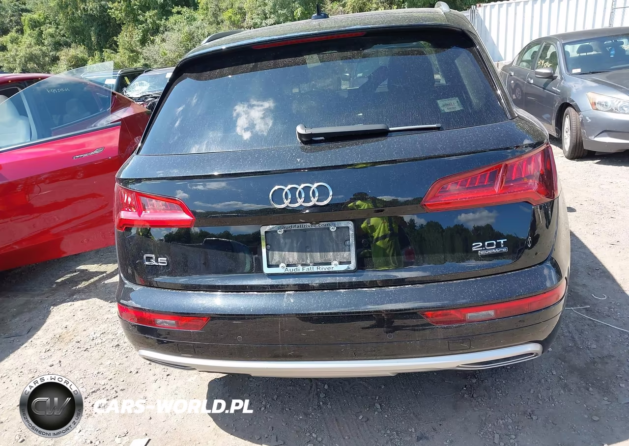 2018 Audi Q5 2.0T Premium VIN:WA1BNAFY2J2209656 - 16