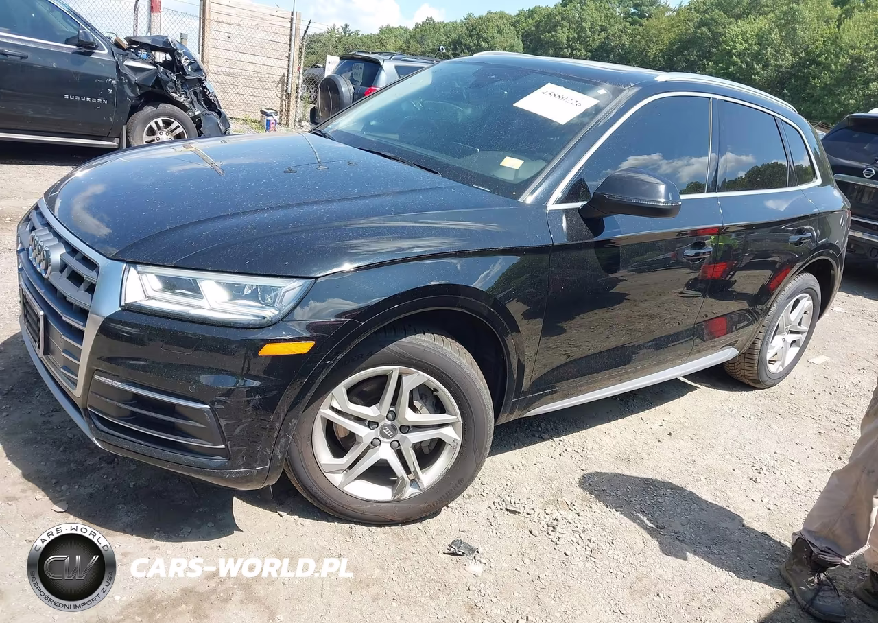 2018 Audi Q5 2.0T Premium VIN:WA1BNAFY2J2209656 - 2