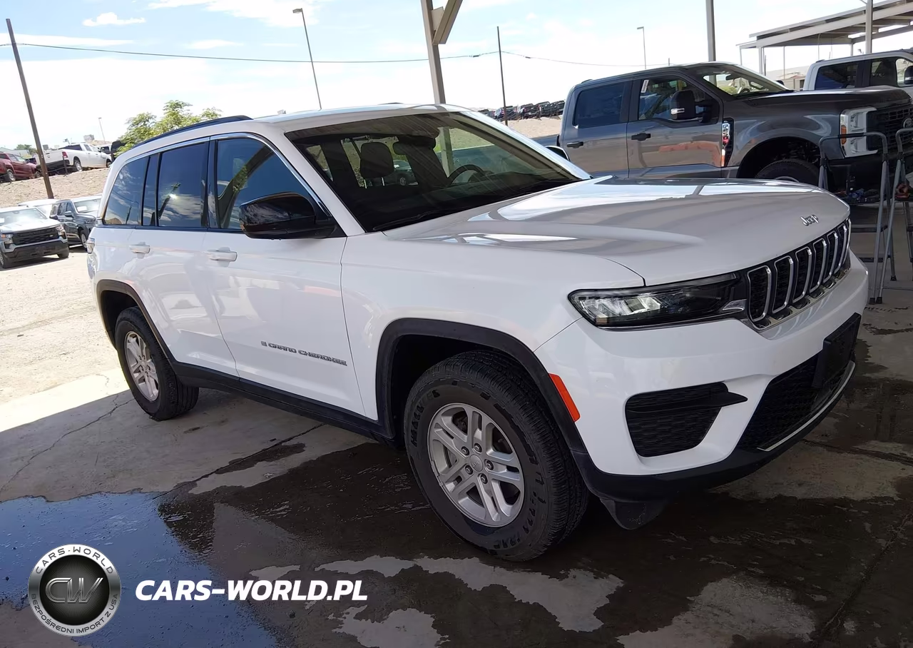 2024 Jeep Grand Cherokee Laredo 4X4 VIN:1C4RJHAG4RC200356 - 1
