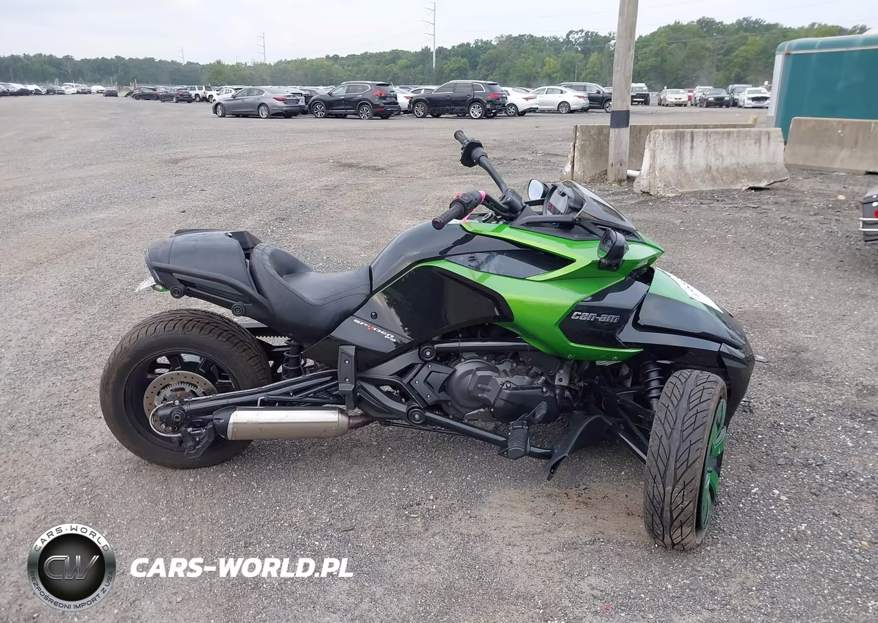 2017 Can-Am Spyder Roadster F3-F3-S-F3-S Special Ser VIN:2BXRDDD21HV000810 - 11