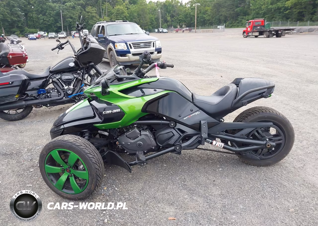 2017 Can-Am Spyder Roadster F3-F3-S-F3-S Special Ser VIN:2BXRDDD21HV000810 - 12