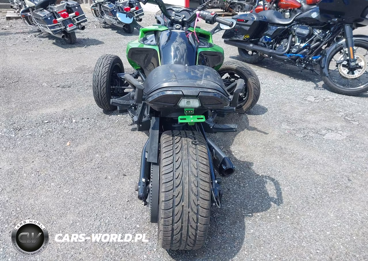 2017 Can-Am Spyder Roadster F3-F3-S-F3-S Special Ser VIN:2BXRDDD21HV000810 - 6