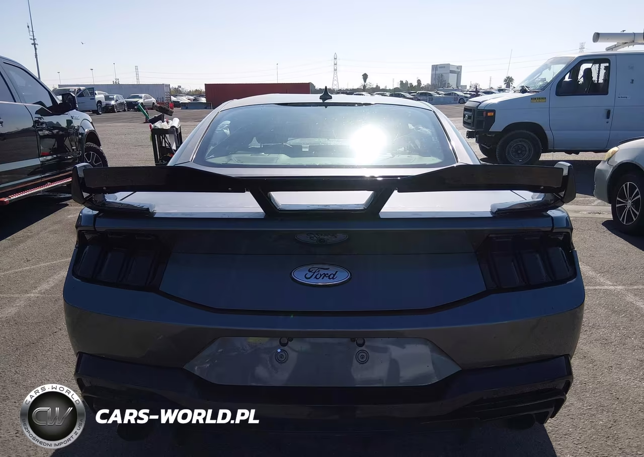 2025 Ford Mustang Ecoboost Fastback VIN:1FA6P8TH0S5132435 - 16