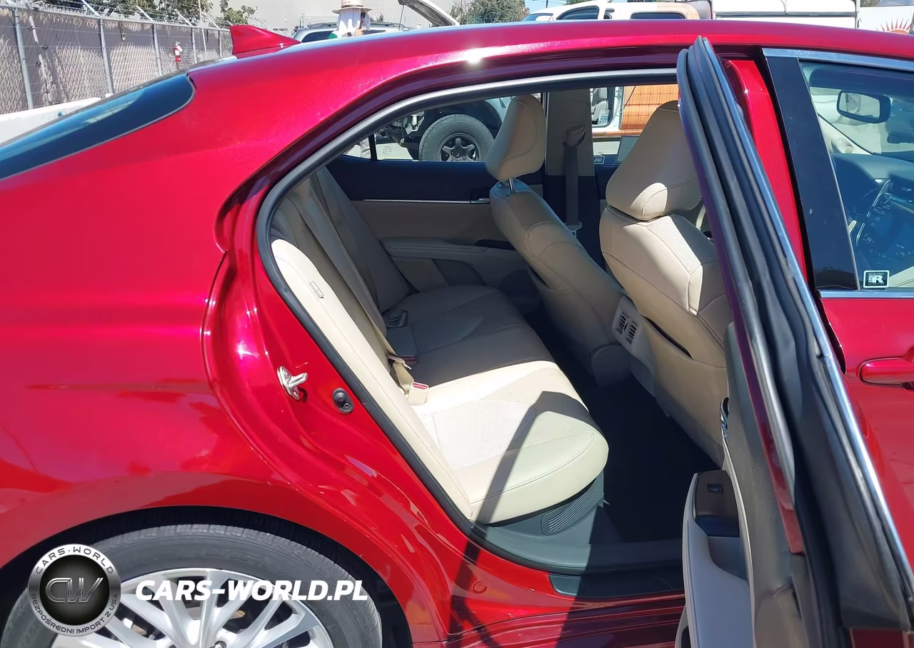 2020 Toyota Camry Hybrid Xle VIN:4T1F31AK6LU012525 - 8