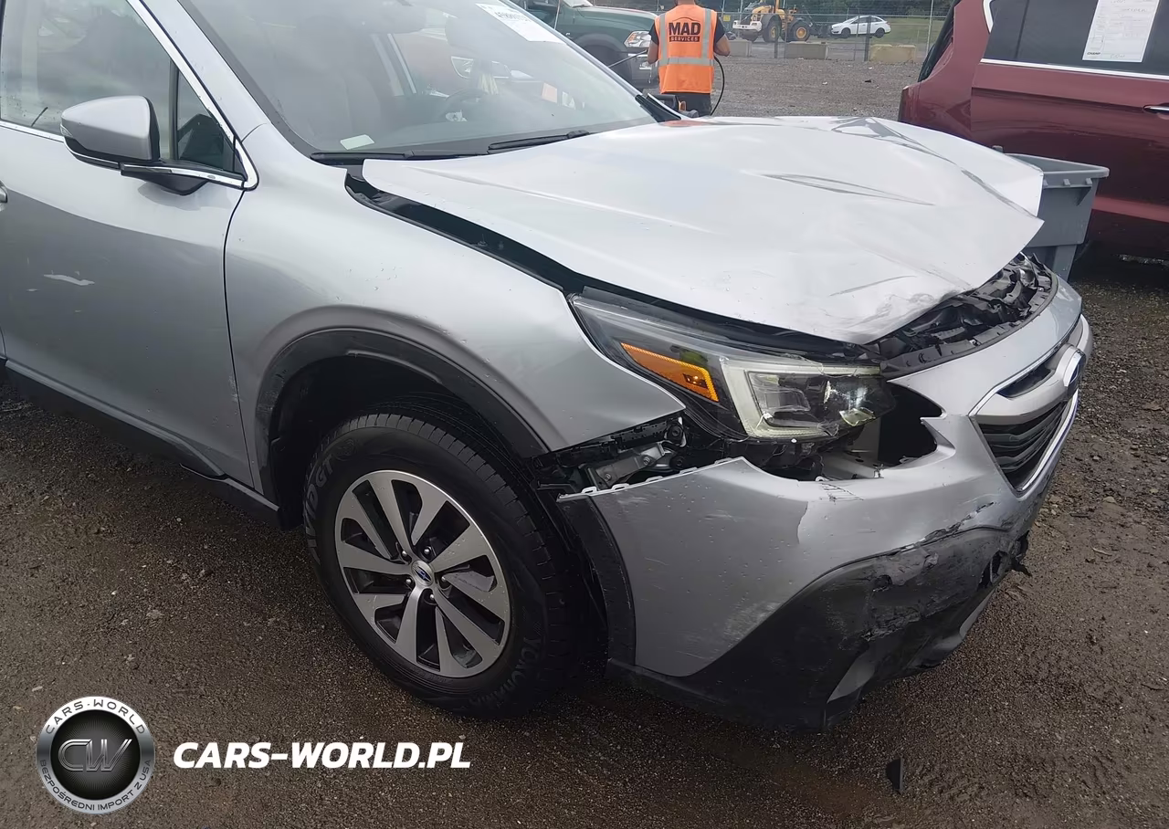 2020 Subaru Outback Premium VIN:4S4BTACC2L3122207 - 18