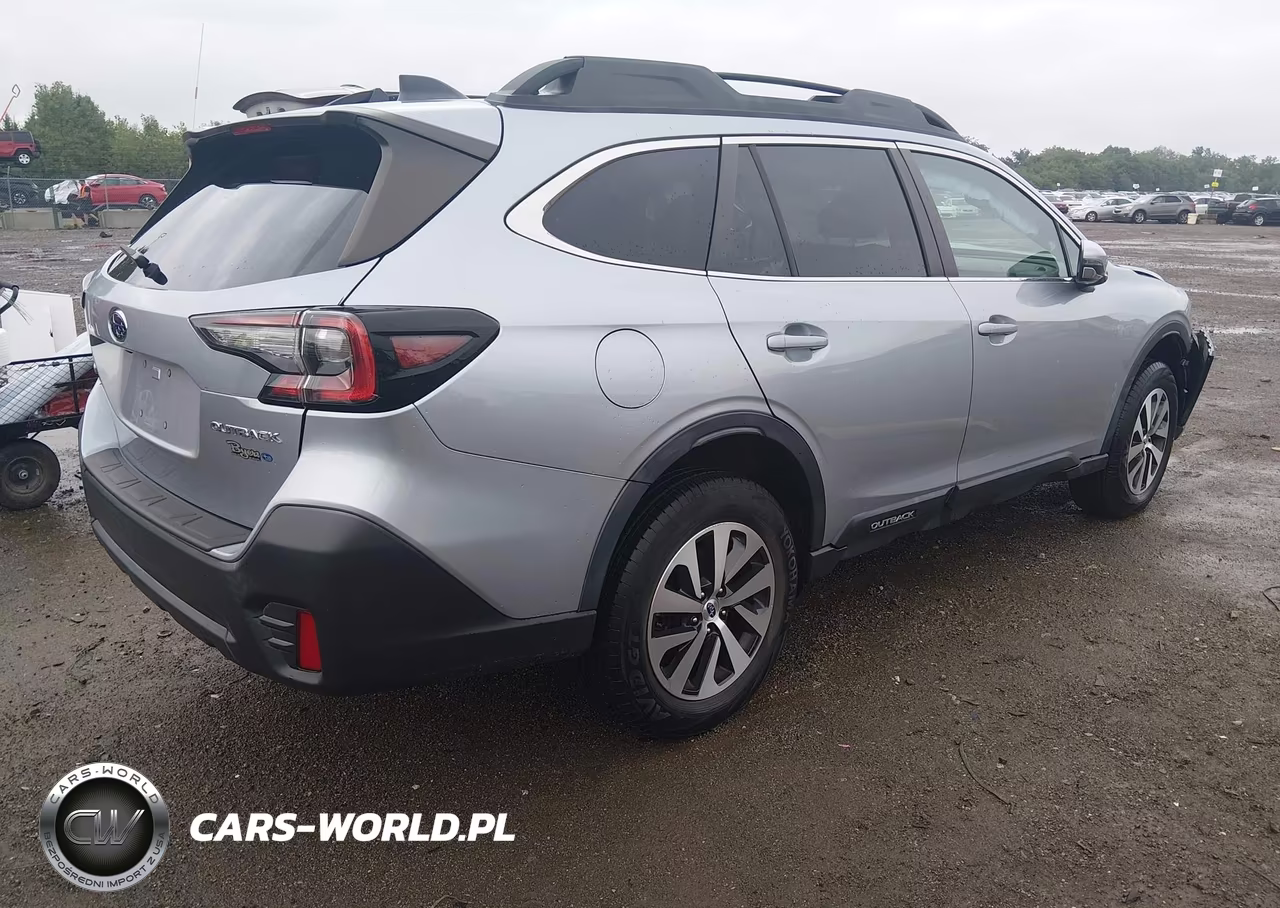 2020 Subaru Outback Premium VIN:4S4BTACC2L3122207 - 4