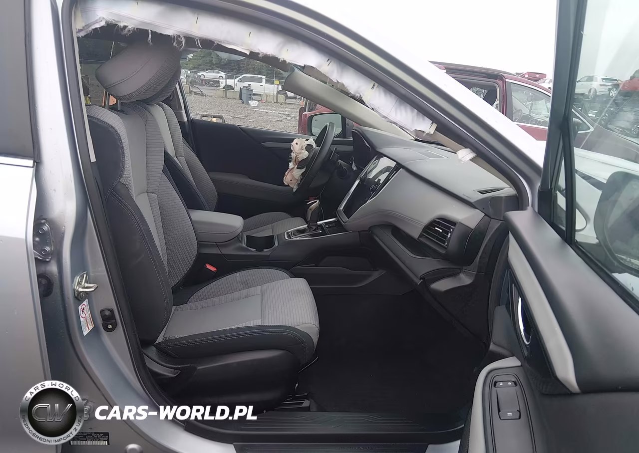 2020 Subaru Outback Premium VIN:4S4BTACC2L3122207 - 5