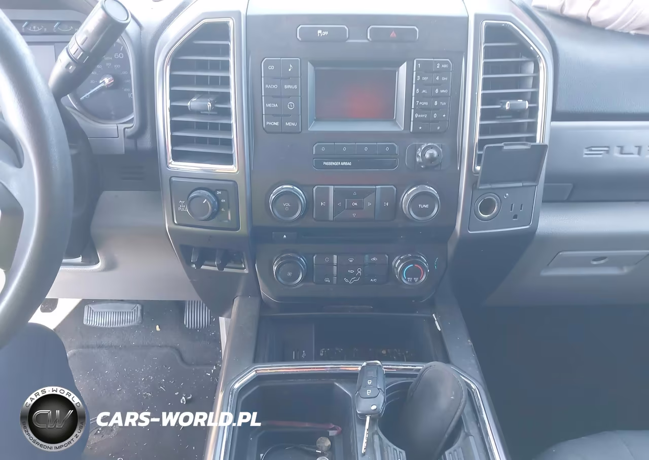 2017 Ford F-250 Xlt VIN:1FT7W2B67HEE71670 - 11