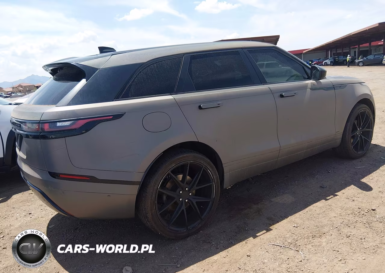 2019 Land Rover Range Rover Velar P250 R-Dynamic Se VIN:SALYL2EX7KA204067 - 4