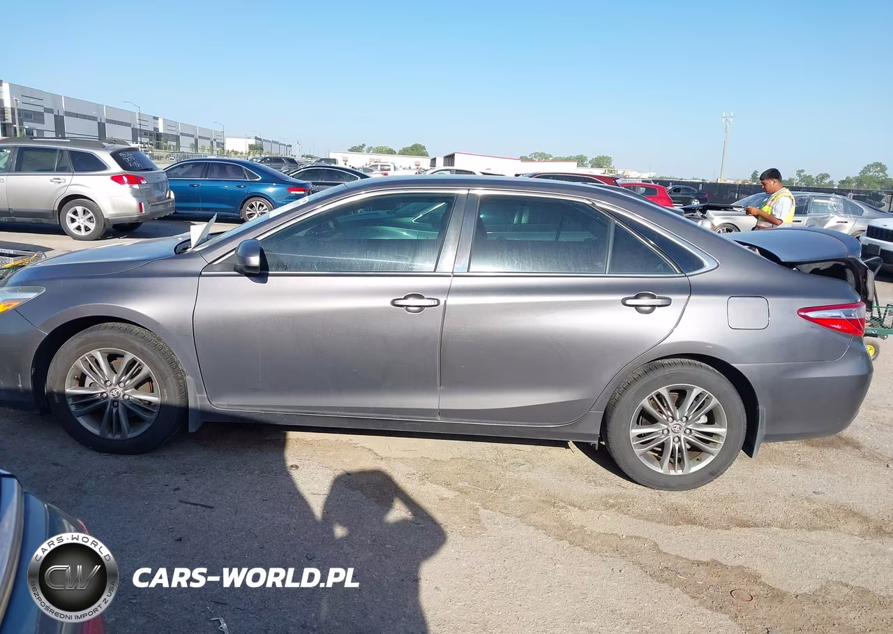 2016 Toyota Camry Se VIN:4T1BF1FK4GU167207 - 14