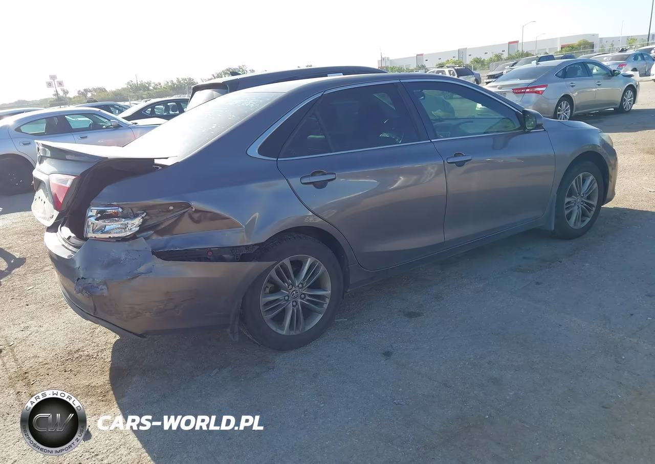 2016 Toyota Camry Se VIN:4T1BF1FK4GU167207 - 4