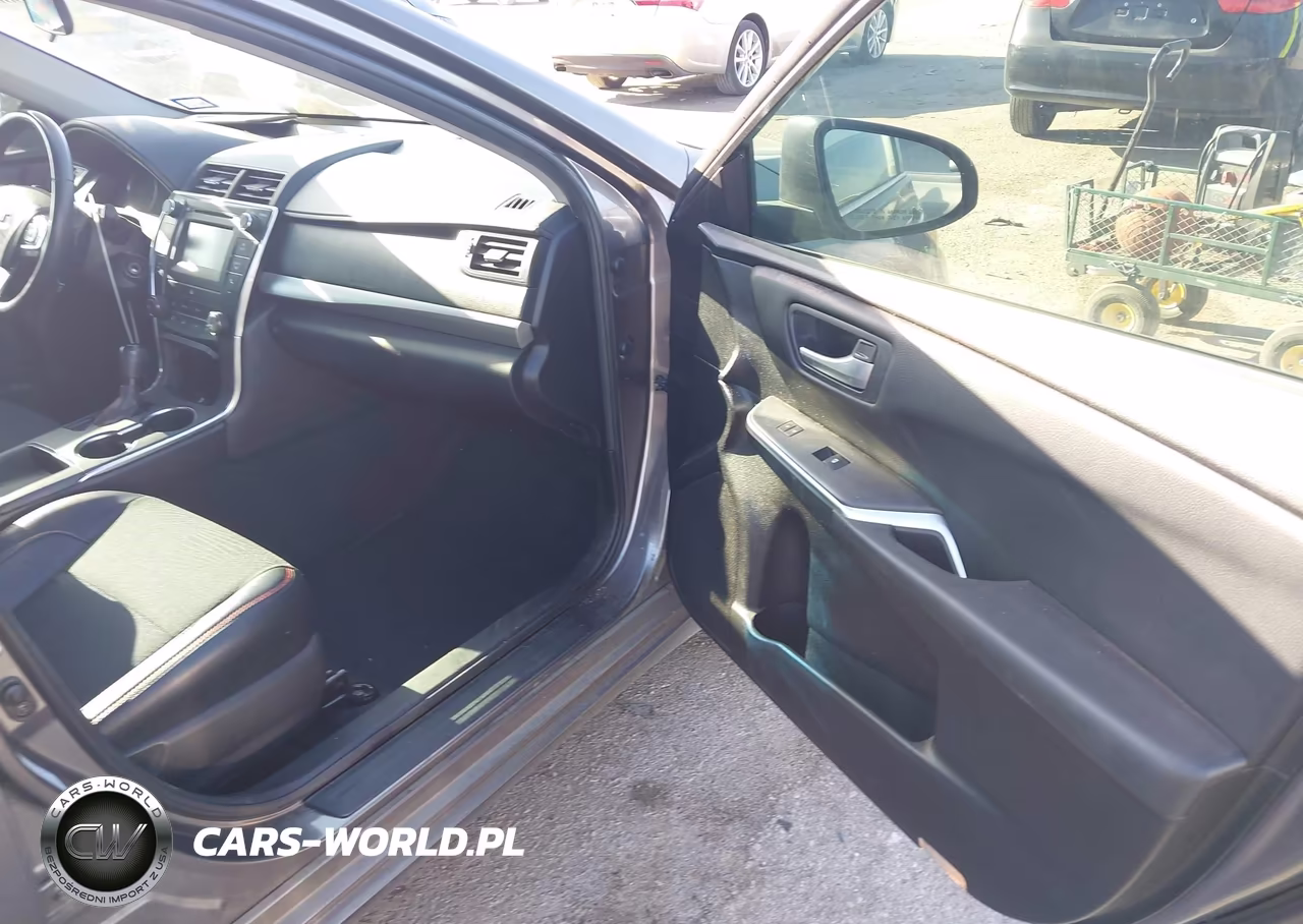 2016 Toyota Camry Se VIN:4T1BF1FK4GU167207 - 5