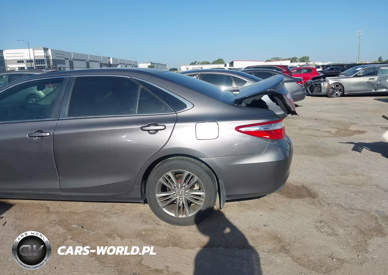 2016 Toyota Camry Se VIN:4T1BF1FK4GU167207 - 6