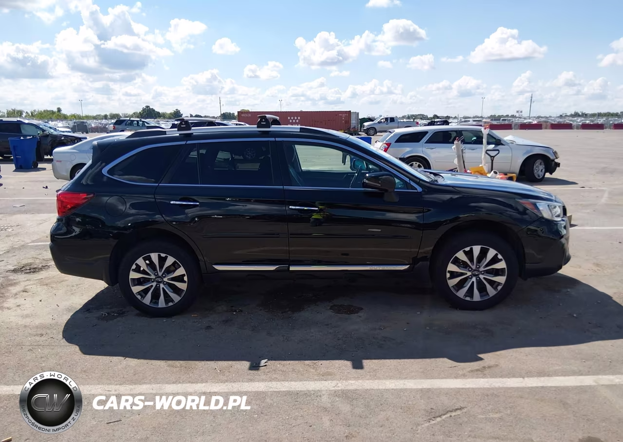 2018 Subaru Outback 3.6R Touring VIN:4S4BSETC7J3284468 - 13