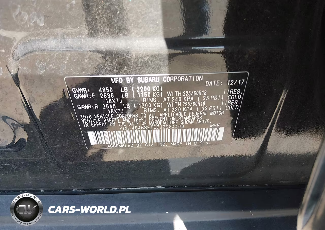 2018 Subaru Outback 3.6R Touring VIN:4S4BSETC7J3284468 - 9