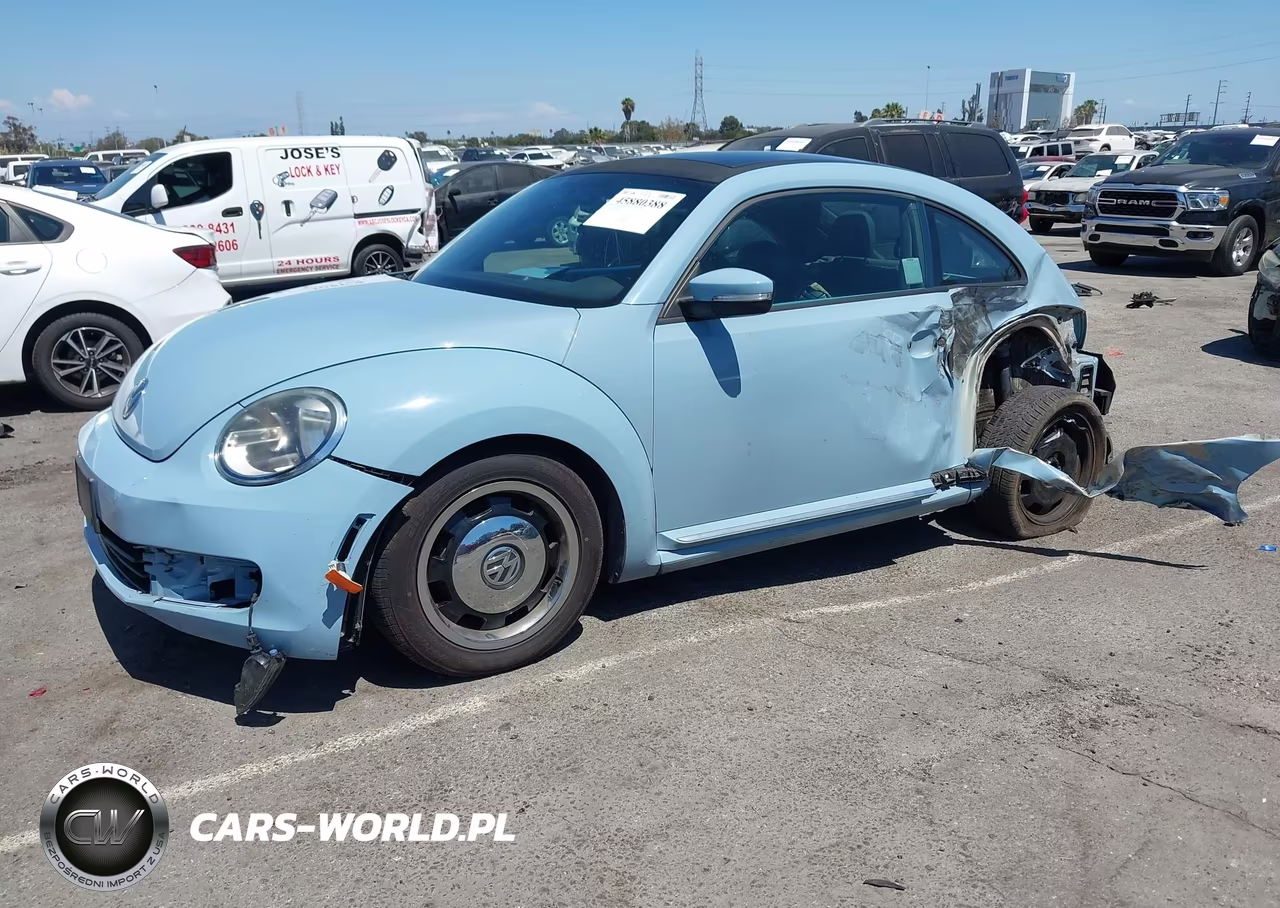 2013 Volkswagen Beetle 2.5L VIN:3VWJP7AT3DM623260 - 2