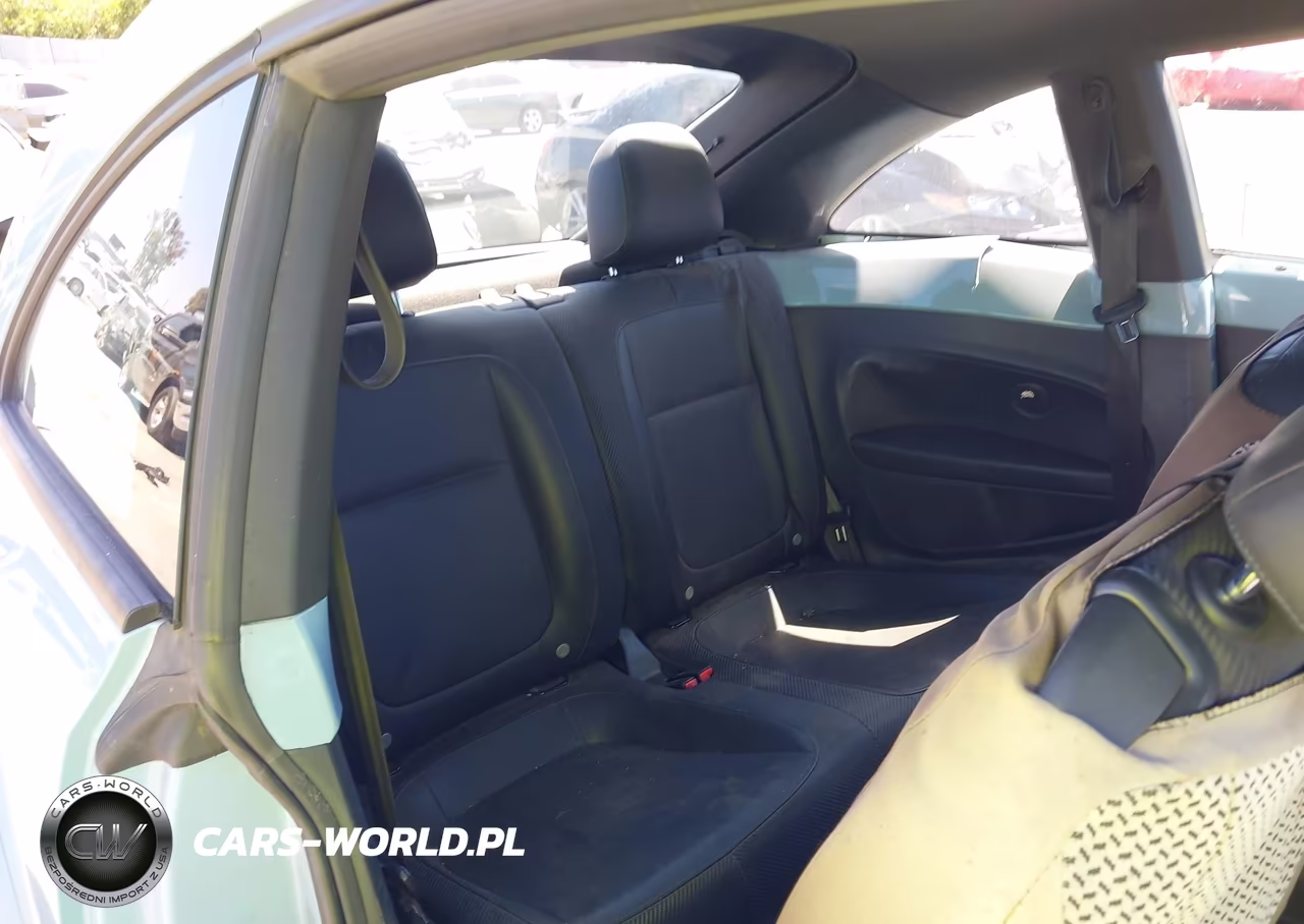 2013 Volkswagen Beetle 2.5L VIN:3VWJP7AT3DM623260 - 8