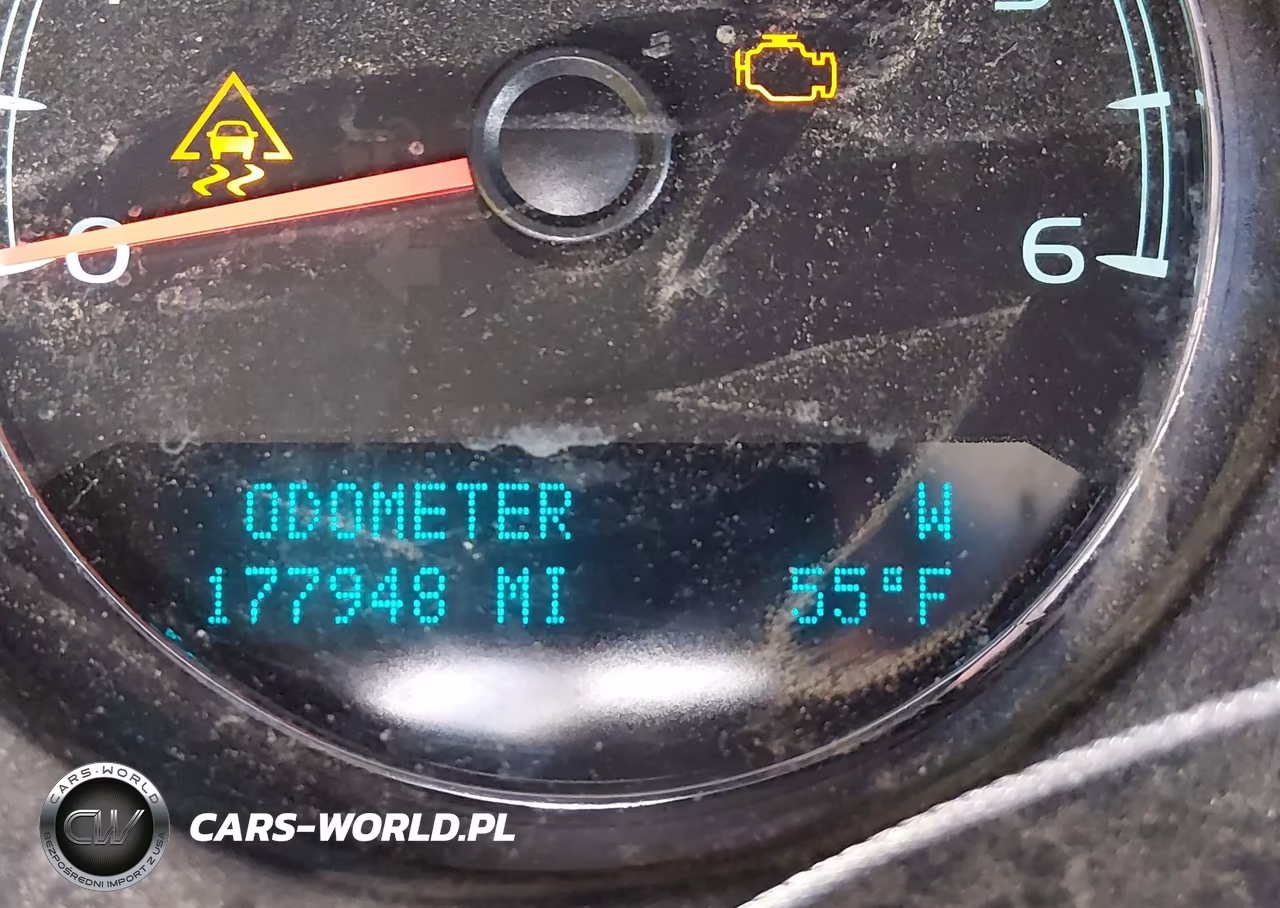 2010 Chevrolet Tahoe Lt VIN:1GNUKBE04AR120856 - 16
